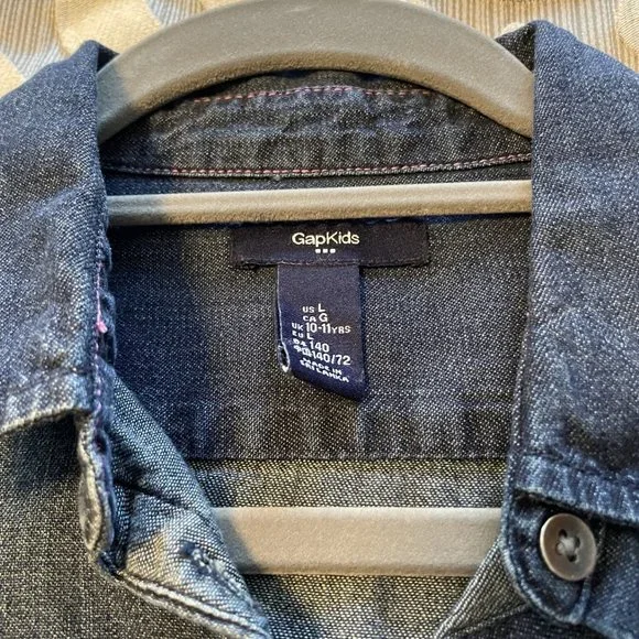 GAP Kids Girls Youth Dark Wash Denim Shirt Size Large Long Sleeves EUC - Picture 5 of 8